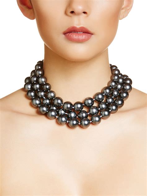 black pearl necklace australia.